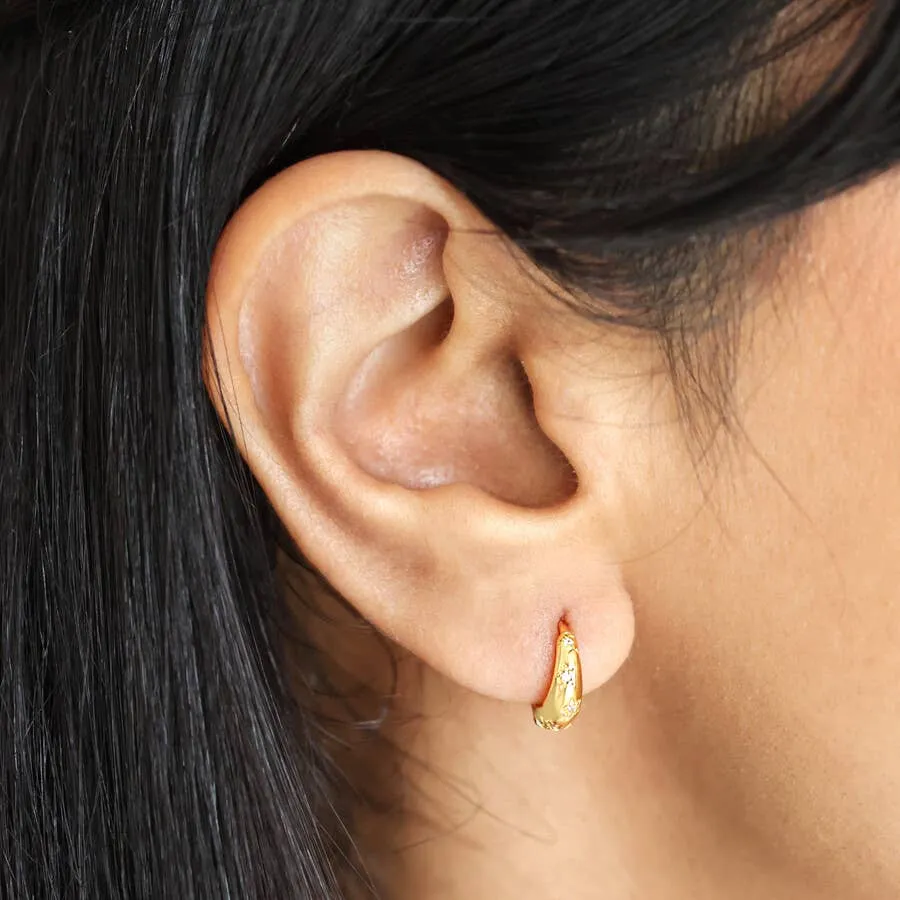 Crystal Daisy Star Gold Huggie Hoop Earrings