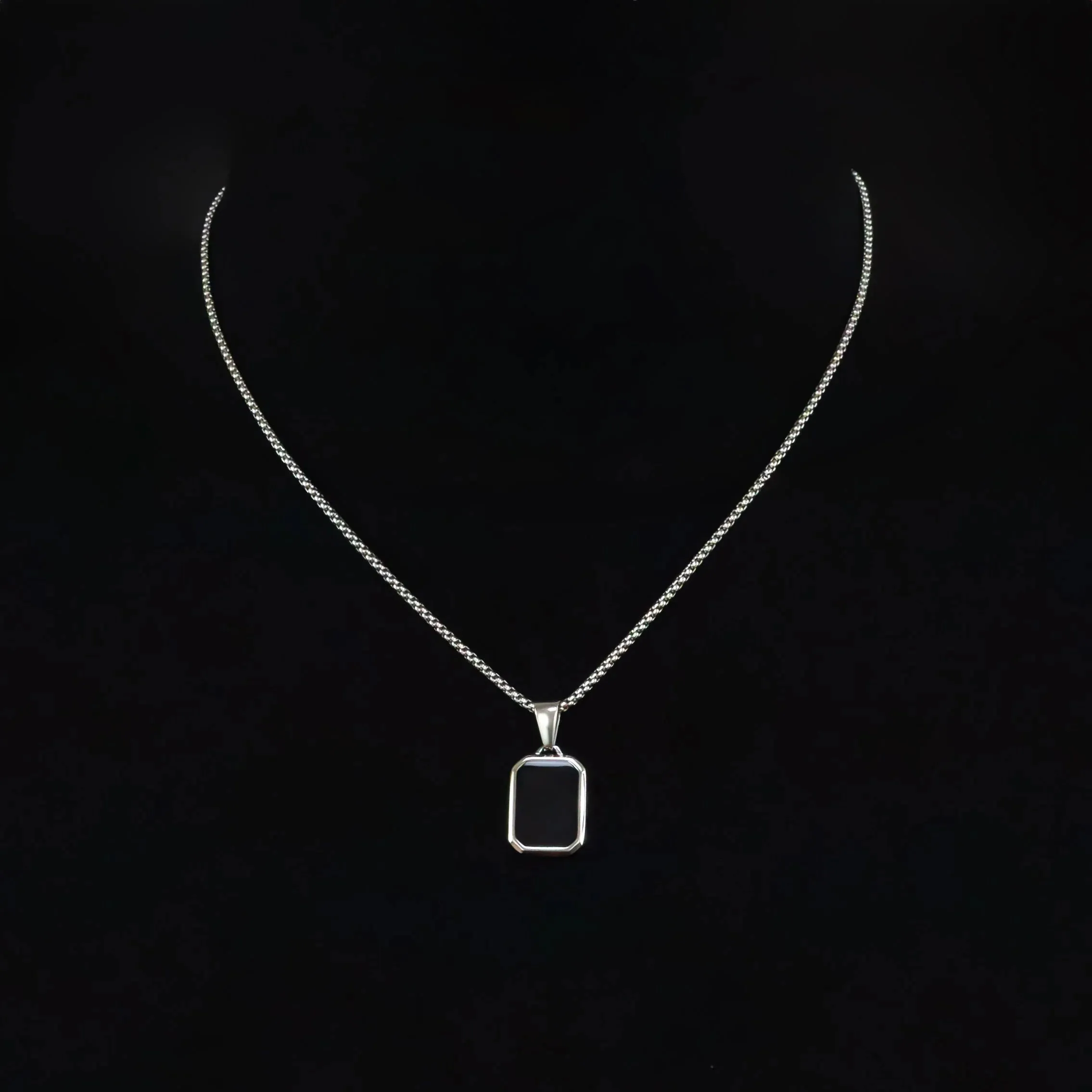 Frascuelo Stainless Steel Chain with Geometric Black Enamel Pendant