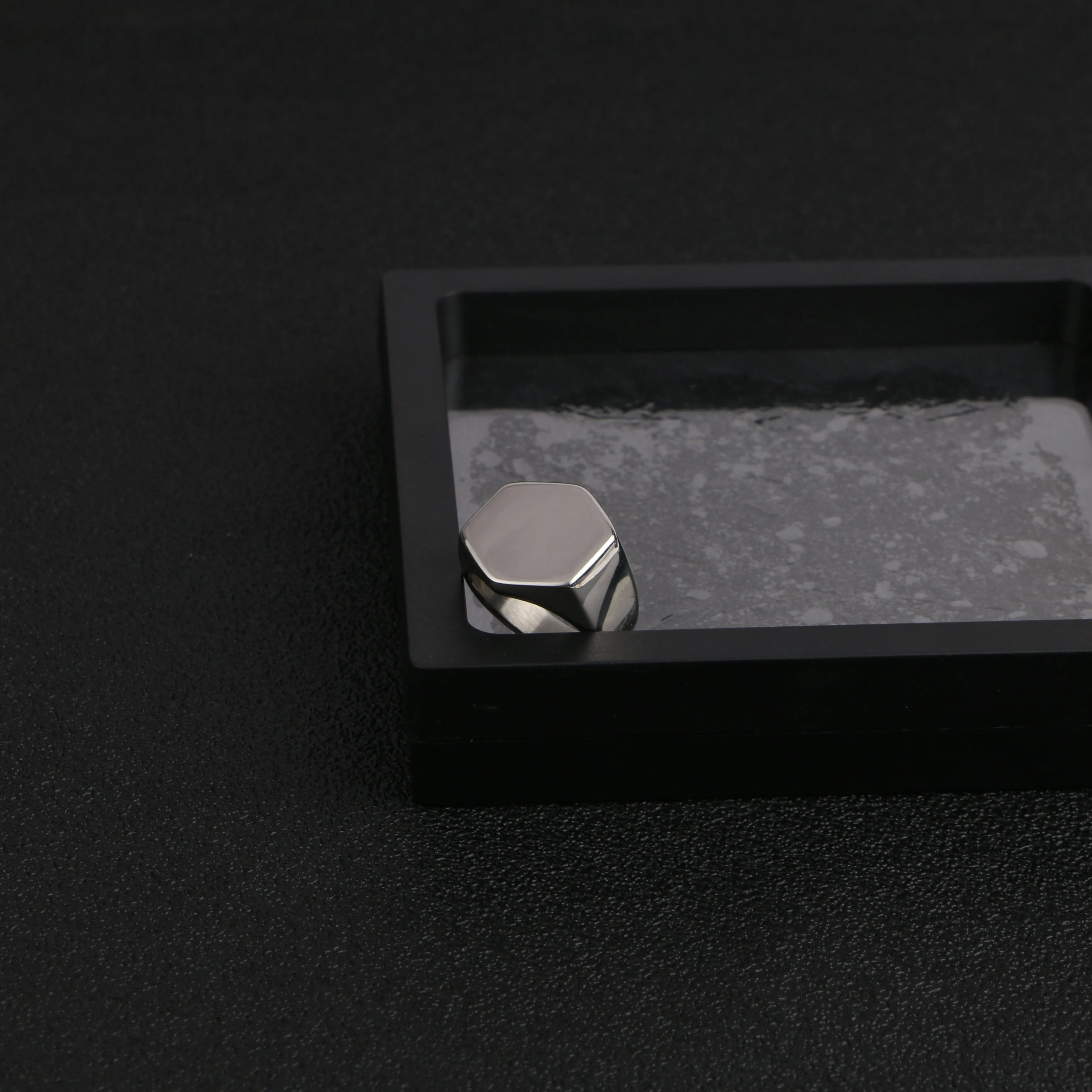 Hexagon Edge Ring
