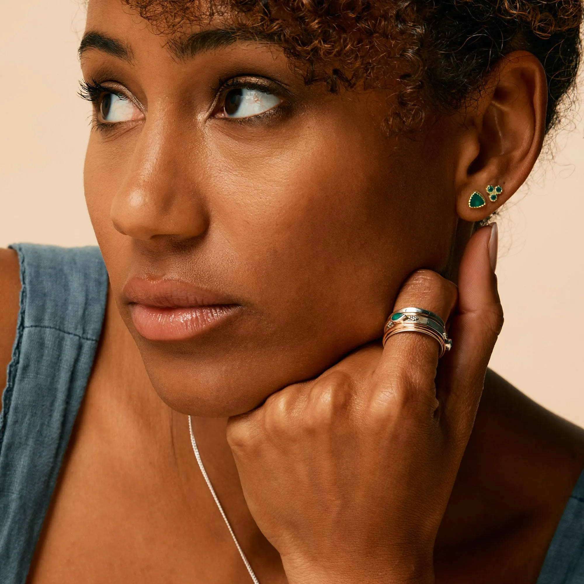 Threeni Stud Earrings - Gold Green Onyx